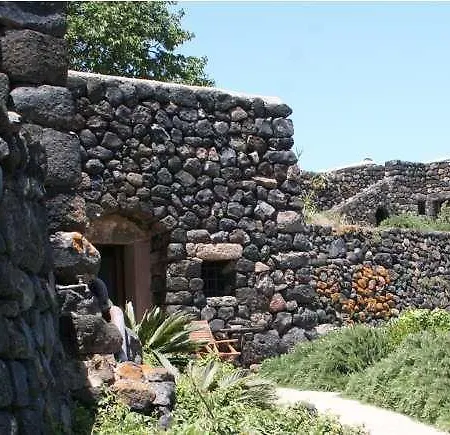Pantelleria Le Ballute