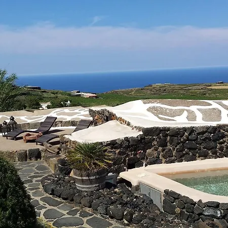 Pantelleria Le Ballute Tracino