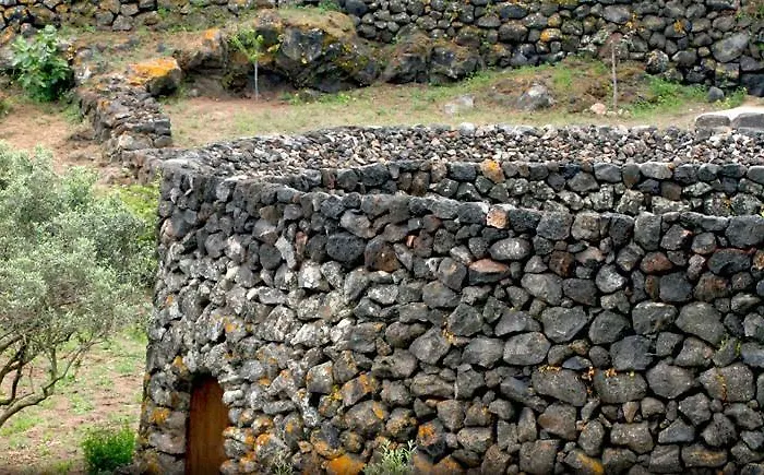 Alloggio per agriturismo Pantelleria Le Ballute